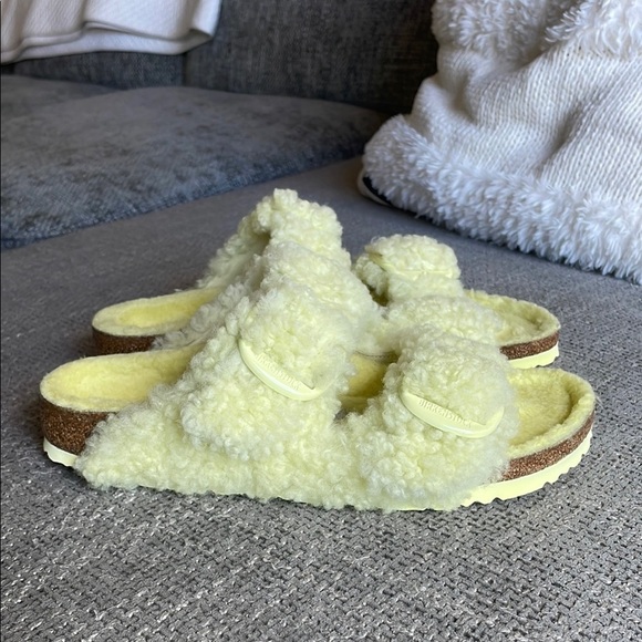 NWT BIRKENSTOCK BIG BUCKLE Teddy Fur Arizona! - Picture 6 of 14